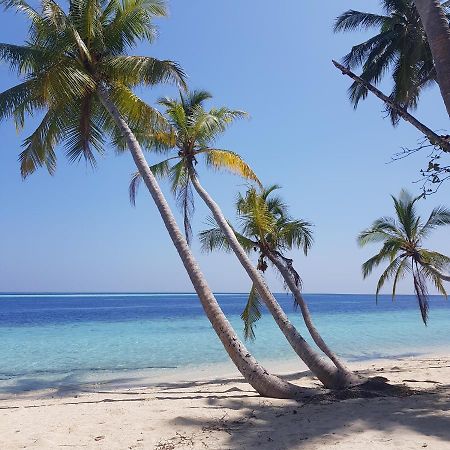 Vaali Maldives Island Escapes & Dive Hotel Felidhoo Bagian luar foto